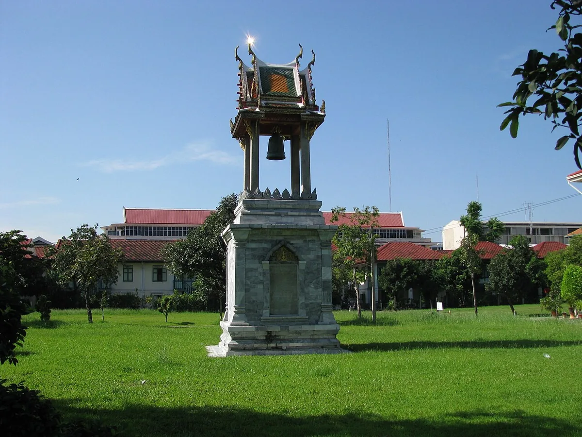 Wat Benchamabophit — Wikimedia Commons image