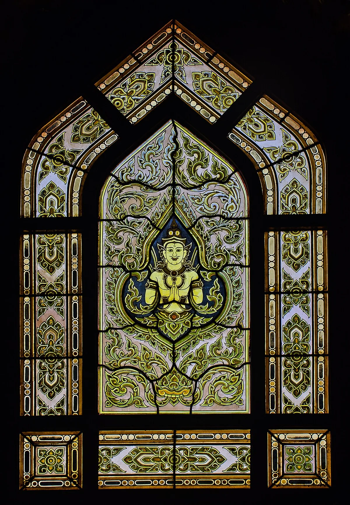 Wat Benchamabophit — Wikimedia Commons image