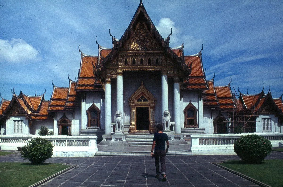 Wat Benchamabophit — Wikimedia Commons image