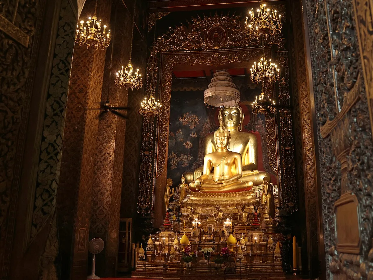 Wat Bowonniwet Vihara — Wikimedia Commons image