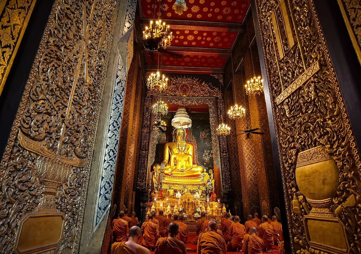 Wat Bowonniwet Vihara — Wikimedia Commons image