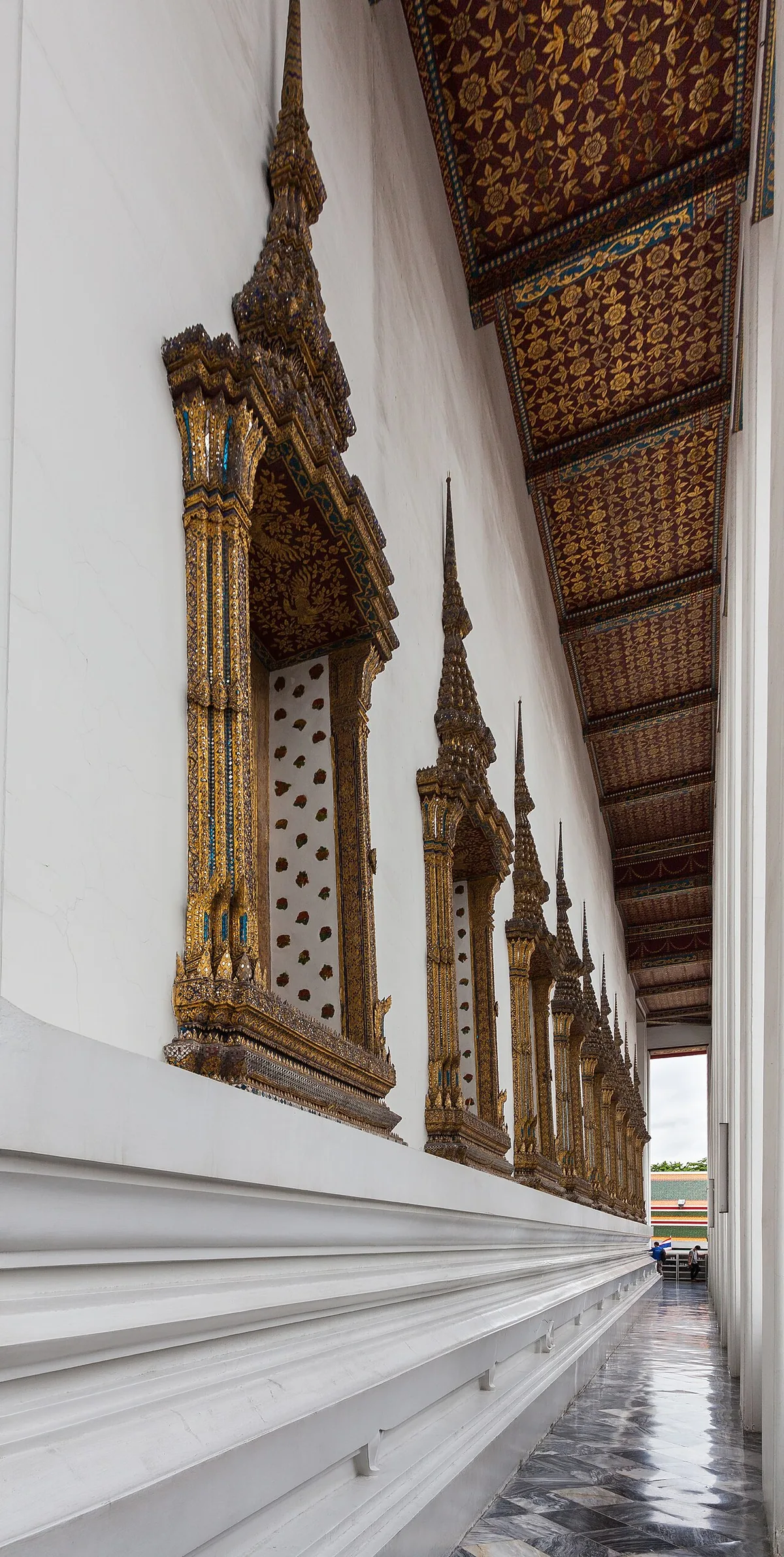 Wat Pho — Wikimedia Commons image